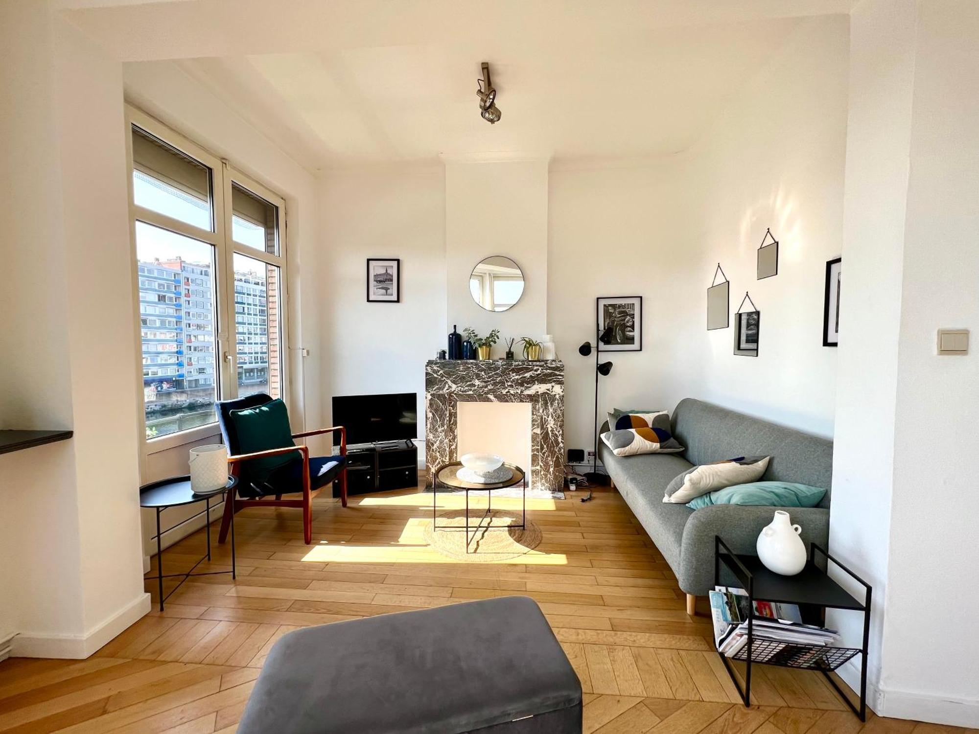 Bellevue - Grand Appartement Pour 5 Sur Les Quais De La Meuse Liège Dış mekan fotoğraf